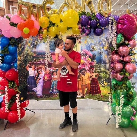 Meet your Posher, Carlo - Picture 1 of 1